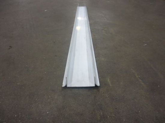 Picture of NSF U screed 5"x96" white PVC 0303-00013